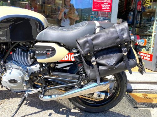 Borse laterali per Ducati GT 1000 - Roller Bag Coppia - Pelle nera - con sgancio rapido Clickfix - immagine 2