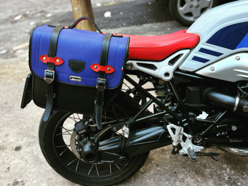 Borsa laterale destra per BMW RnineT  versione bicolore ed Estendibile - con supporto UNIT e sgancio rapido ClickFix - immagine 3