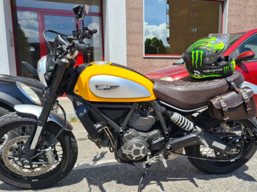 Triangolo Sinistro - Ducati Scrambler Icone - Testa di Moro - Cuciture beige - immagine 4