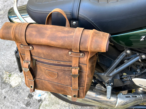 Borsa laterale - Kawasaki z900RS - Roller Bag DX con Telaio UNIT e Sgancio Rapido ClicFix - immagine 2