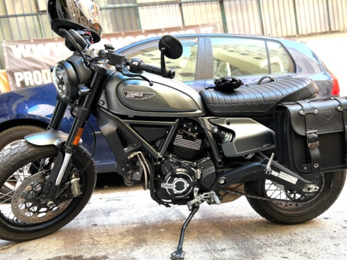 Borse laterali per Ducati Scrambler - Little Bag Coppia nere - con telai Cafè e sgancio rapido ClickFix - immagine 7