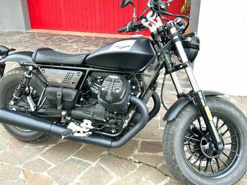 Tasca Fianchetto - Pocket Guzzi V9 Bobber - Destro - Cuoio Nero - Cuciture nere - immagine 2